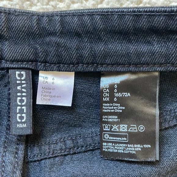 Divided by H&M Edgy Black Denim Skirt Size 6 - Picture 4 of 8